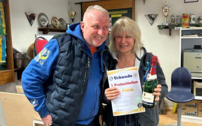 Taucher trifft Schießscheibe